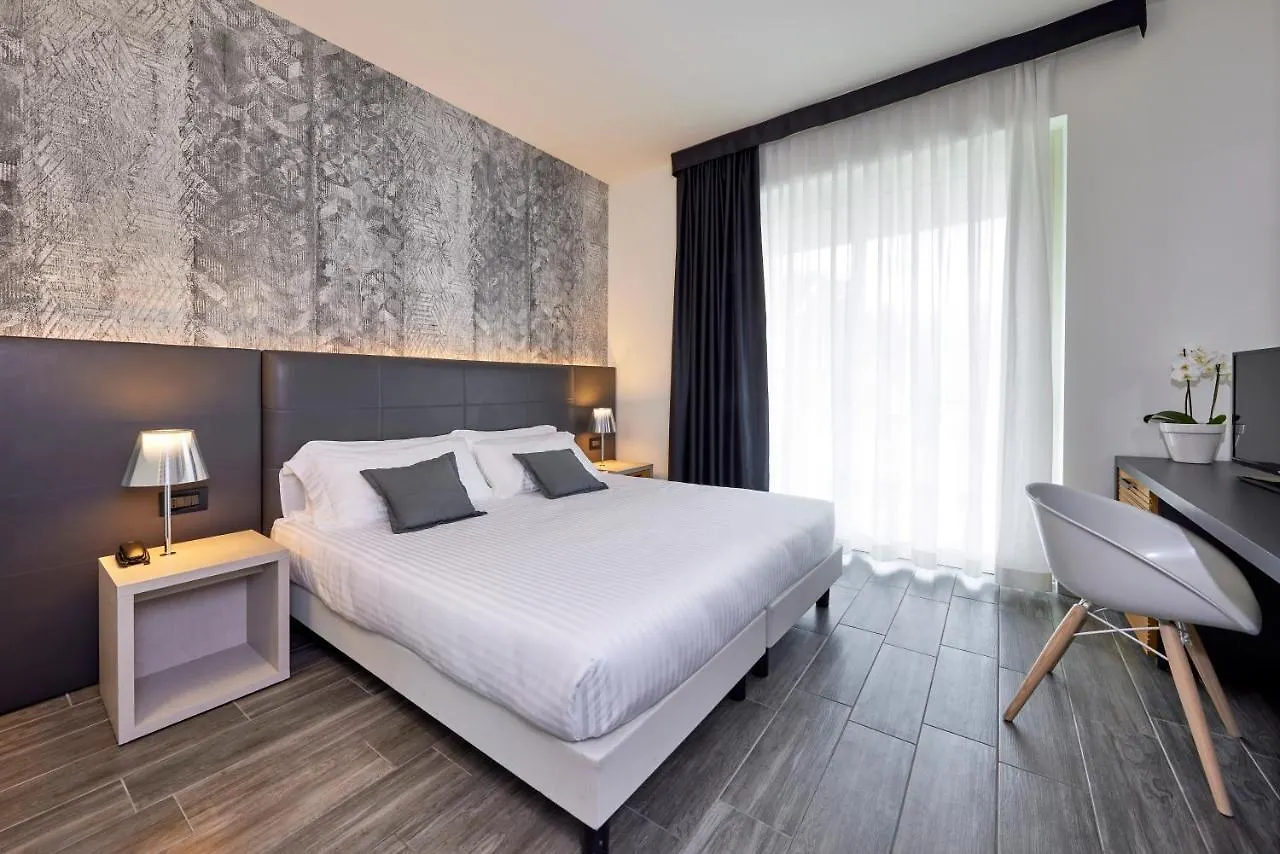 סן פליס דל בנאקו Park Hotel Casimiro  סן פליס דל בנאקו