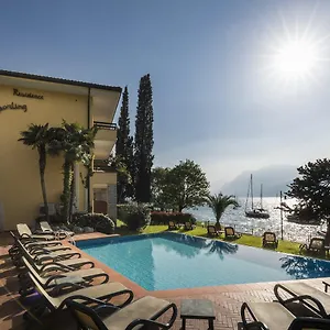 Sporting 2* Malcesine